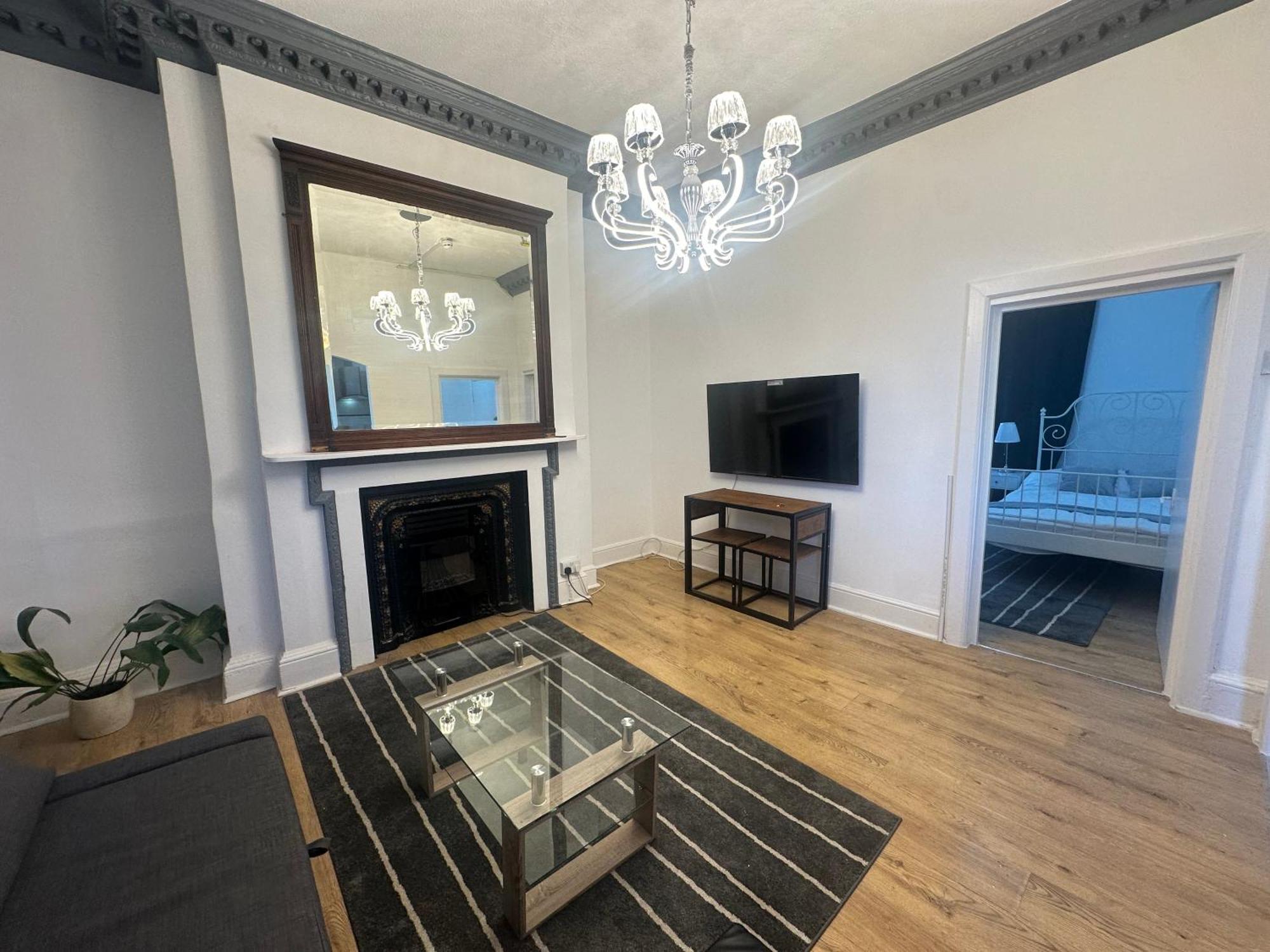 First Floor One Bed Apartment In Central West Londres Extérieur photo